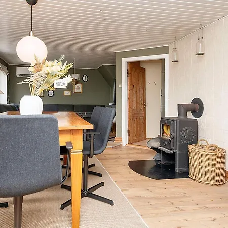 Holiday home 6 Person In Harbo Re *